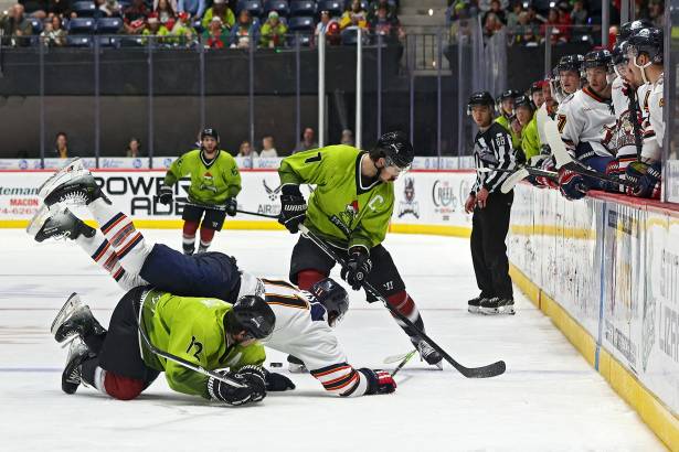 Macon Mayhem_241214_IMG_4395