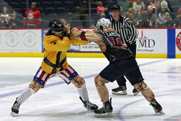 Macon_Mayhem_220305_DN_IMG_5026_Portfolio