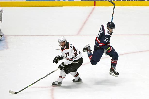 Macon_Mayhem_230205_DN_IMG_2024_Portfolio
