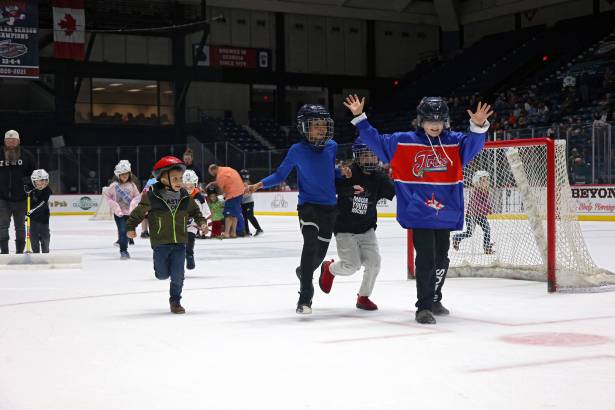 Macon Mayhem 231209_DN_IMG_4244