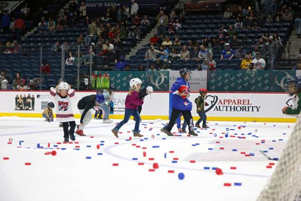 Macon Mayhem 231209_DN_IMG_4156