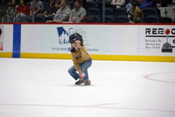 Macon Mayhem 231209_DN_IMG_4226