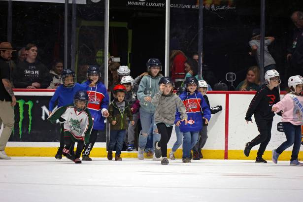 Macon Mayhem 231209_DN_IMG_4144