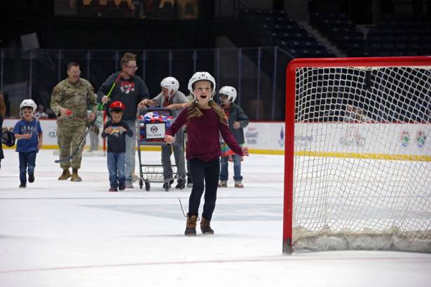Macon Mayhem 231208_DN_IMG_3000