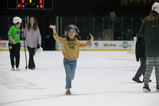 Macon Mayhem 231209_DN_IMG_4263