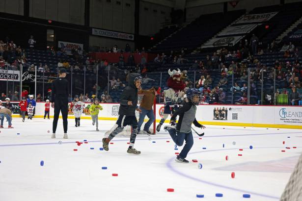 Macon Mayhem 231216_DN_IMG_4099