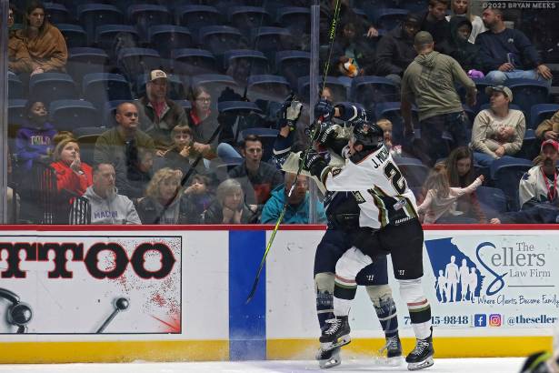 Macon Mayhem 231216_DN_SS_IMG_1544_MHP