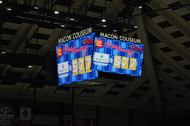 Macon Mayhem 240112_DN_IMG_4159