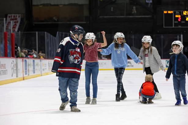 Macon Mayhem 240113_DN_IMG_4214