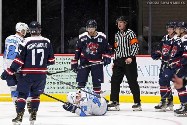 Macon Mayhem 221127_DN_IMG_3708_MHP