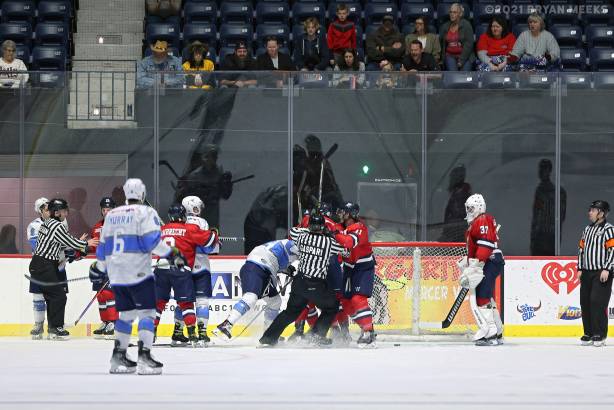 Macon Mayhem 211204_DN_IMG_1088_MHP