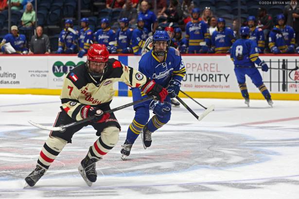 College Hockey_241026_IMG_0193_MHP