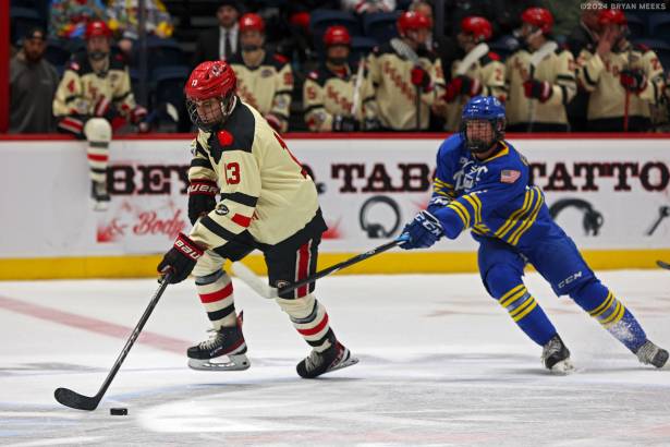 College Hockey_241026_IMG_0499_MHP