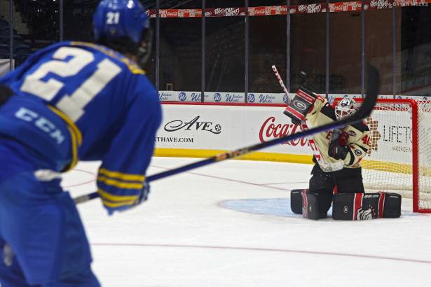 College Hockey_241026_IMG_0124_MHP