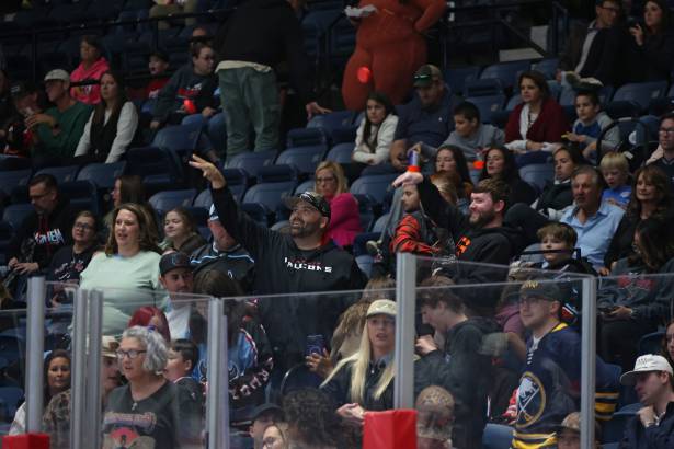 Macon Mayhem_251025_IMG_7172