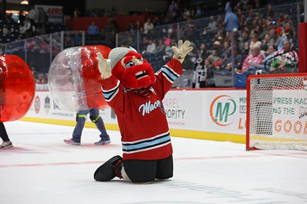 Macon Mayhem_260409_IMG_3909