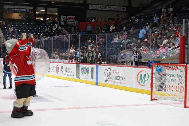 Macon Mayhem_260409_IMG_3886