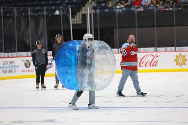 Macon Mayhem_260409_IMG_3854