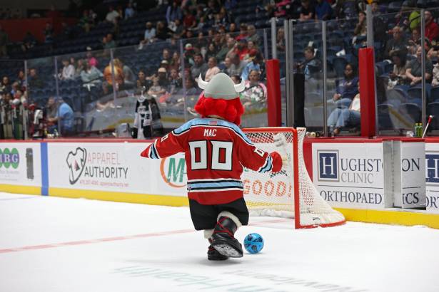 Macon Mayhem_260409_IMG_3700