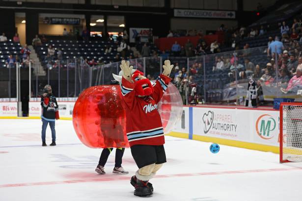 Macon Mayhem_260409_IMG_3897