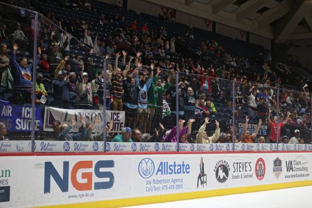 Macon Mayhem_260409_IMG_7666