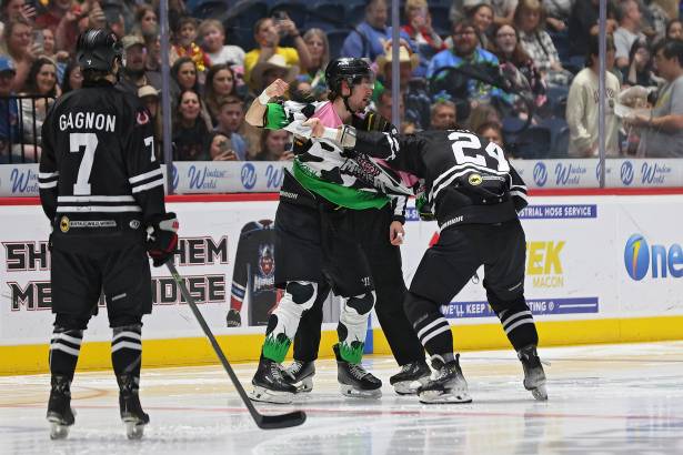Macon Mayhem_260307_DN_IMG_1992_Portfolio
