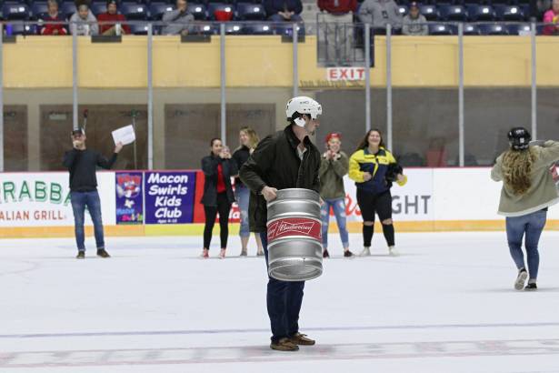 Macon Mayhem IMG_0788_orbic