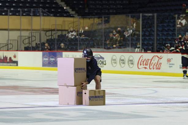 Macon Mayhem 210408_DN_IMG_1125