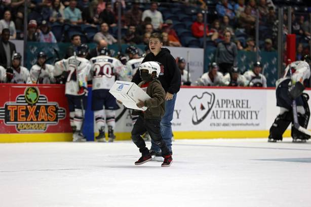 Macon Mayhem 220402_DN_IMG_3065