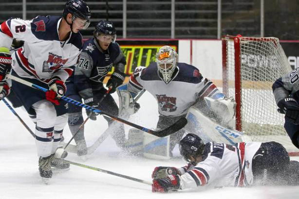 Macon_Mayhem_181027_DN_IMG_1691_Portfolio