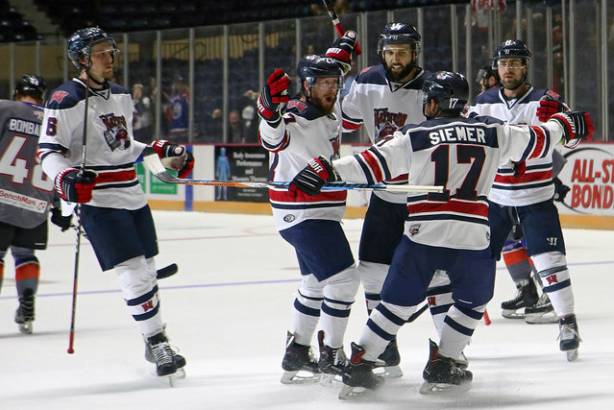 Macon_Mayhem_181026_DN_IMG_4461_Portfolio