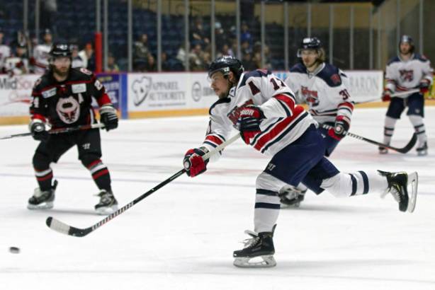 Macon_Mayhem_190111_DN_IMG_0675_Portfolio