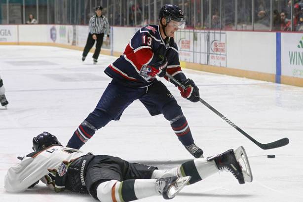 Macon_Mayhem_191207_DN_IMG_1293_Portfolio