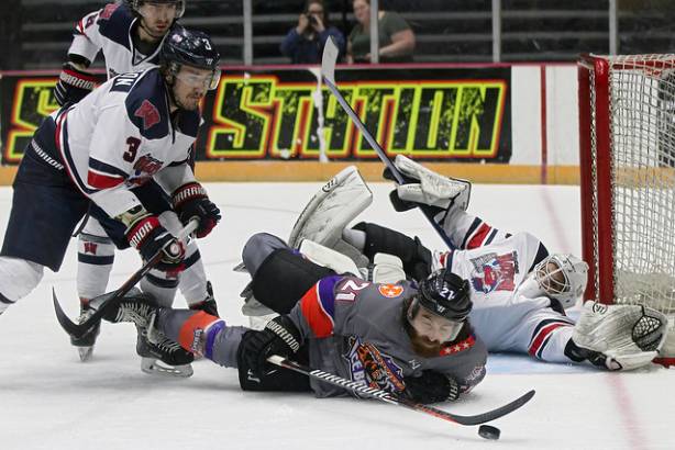 Macon_Mayhem_190413_DN_IMG_0609_Portfolio