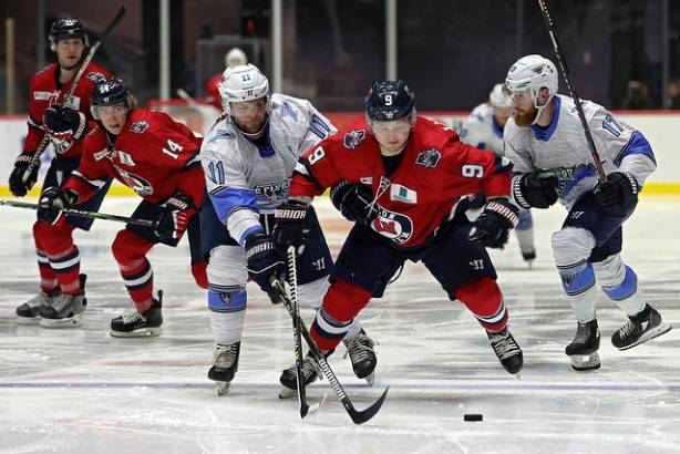 Macon_Mayhem_211204_DN_IMG_1454_Portfolio