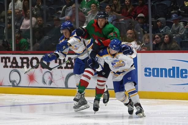 Macon_Mayhem_221216_DN_IMG_2365_Portfolio