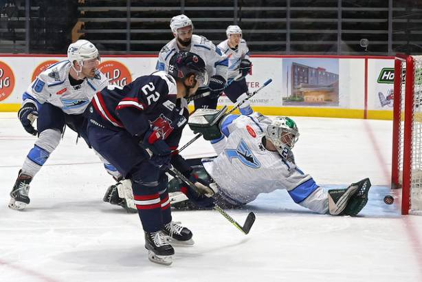 Macon_Mayhem_221231_DN_IMG_1250_Portfolio