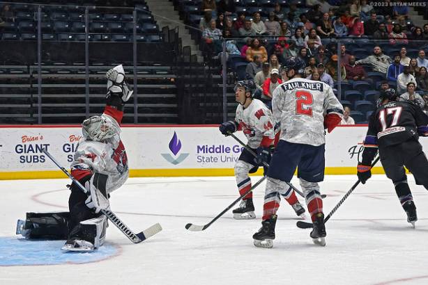 Macon Mayhem 231209_DN_SS_IMG_3652_MHP