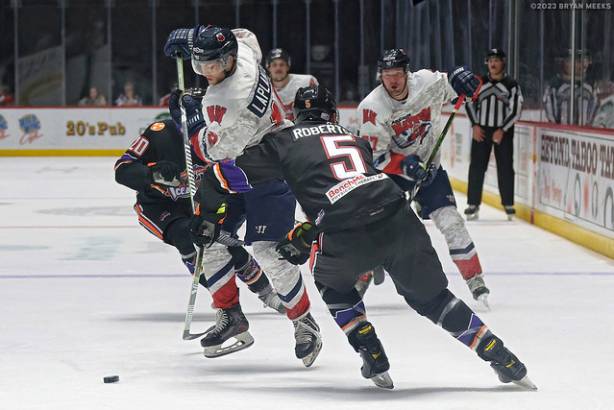 Macon Mayhem 231208_DN_SS_IMG_2757_MHP