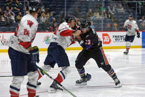 Macon Mayhem 231208_DN_SS_IMG_3132_MHP