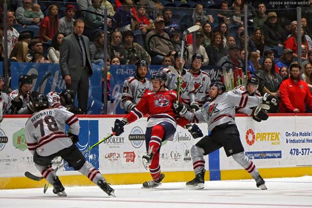 Macon Mayhem 240406_DN_SS_IMG_3494_MHP