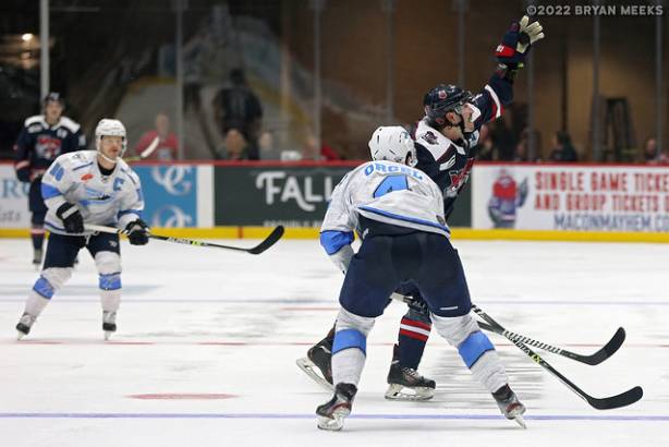 Macon Mayhem 221127_DN_IMG_2590_MHP