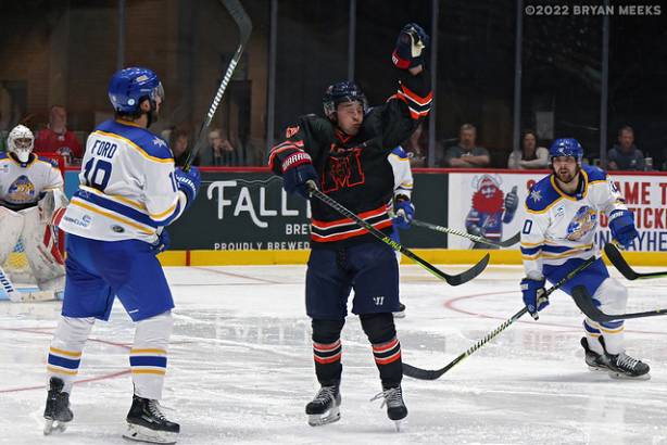 Macon Mayhem 221029_DN_IMG_5428_MHP