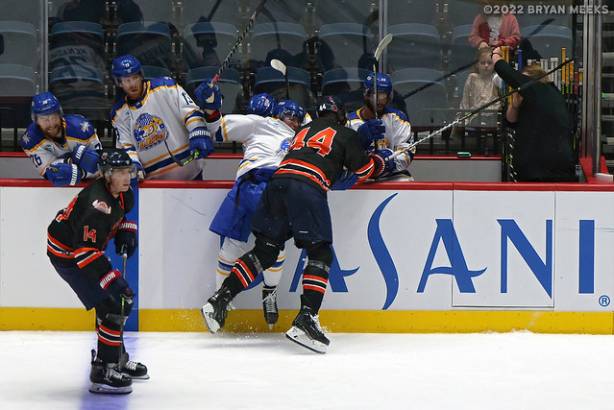 Macon Mayhem 221029_DN_IMG_4163_MHP