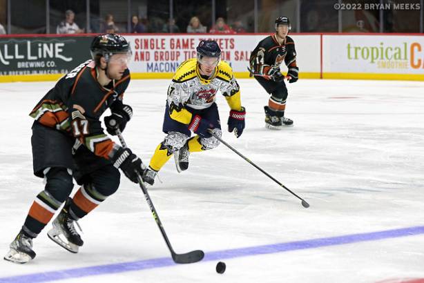 Macon Mayhem 221126_DN_IMG_4870_MHP