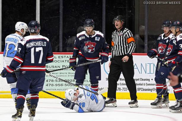 Macon Mayhem 221127_DN_IMG_3708_MHP