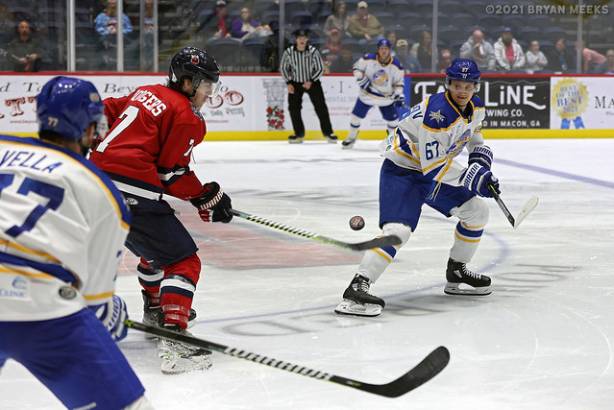 Macon Mayhem 211211_DN_IMG_3070_MHP