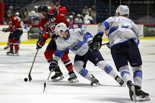 Macon Mayhem 211204_DN_IMG_1828_MHP
