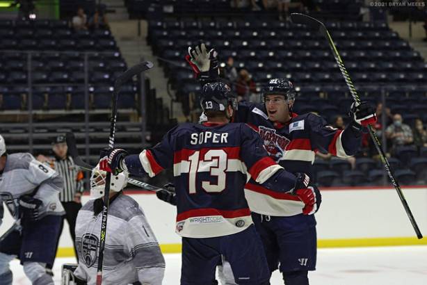 Macon Mayhem 210408_DN_IMG_0466_MPH