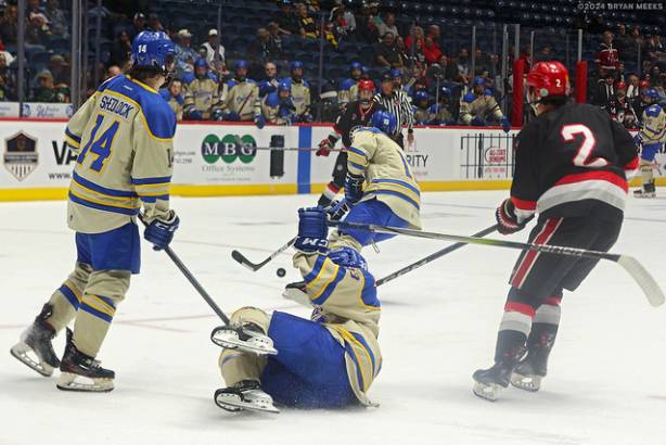 College Hockey_241025_IMG_5391_MHP